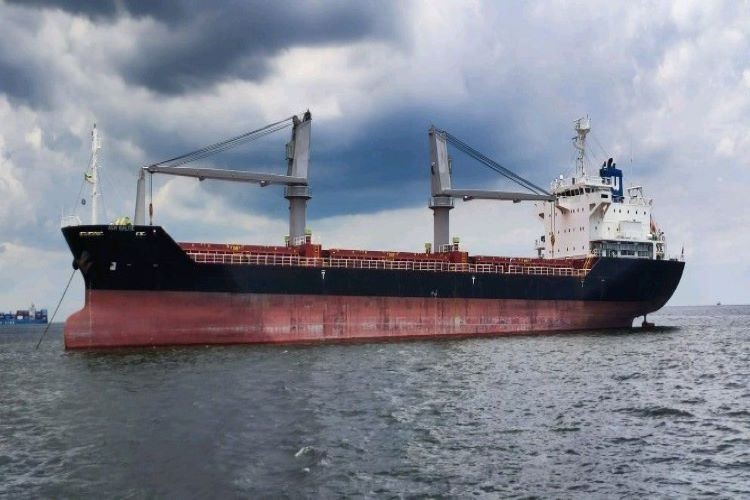 Transit: ASH BALTIC           entering English South Coast at The Dover Strait