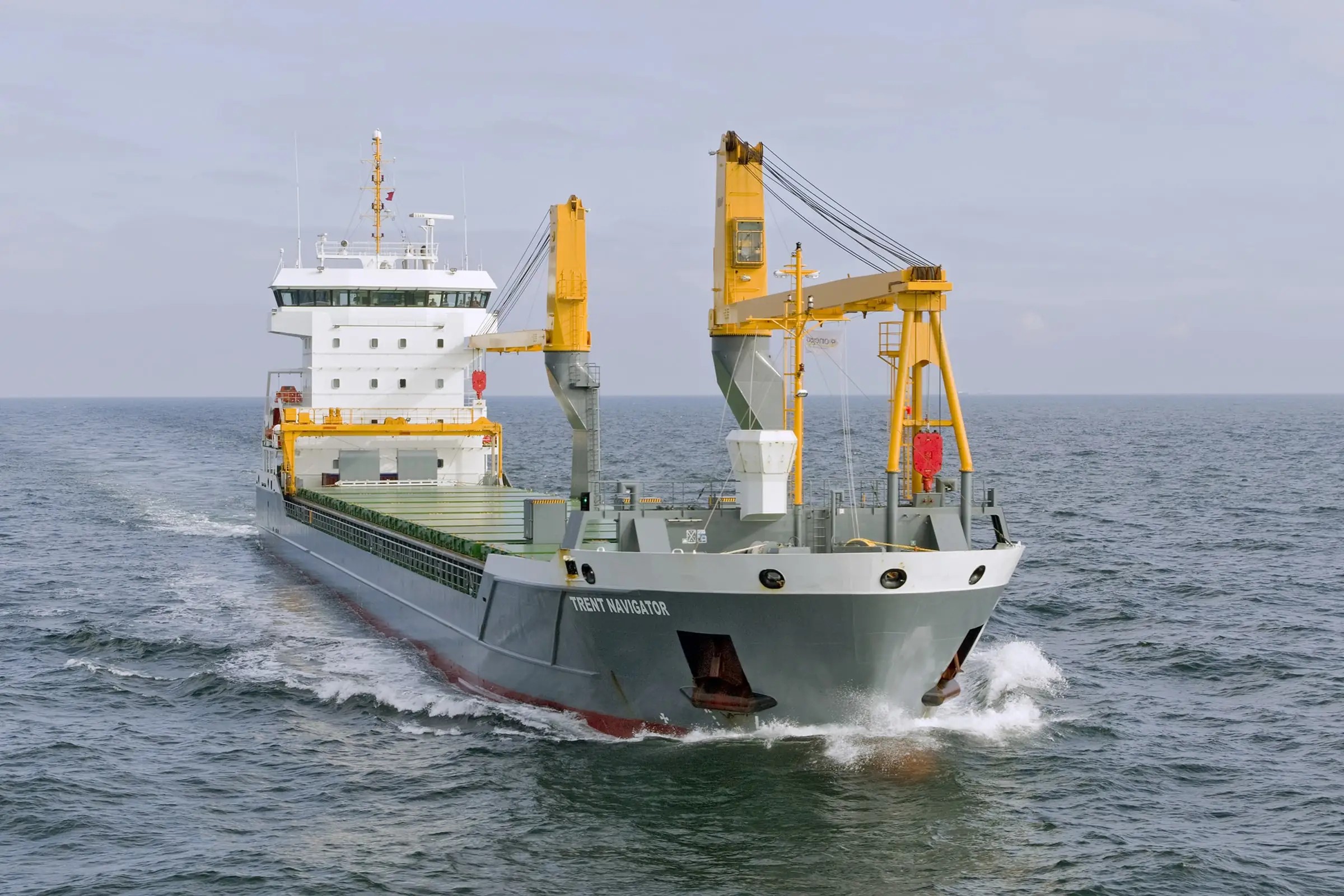 Transit: TRENT NAVIGATOR entering English South Coast at The Dover Strait