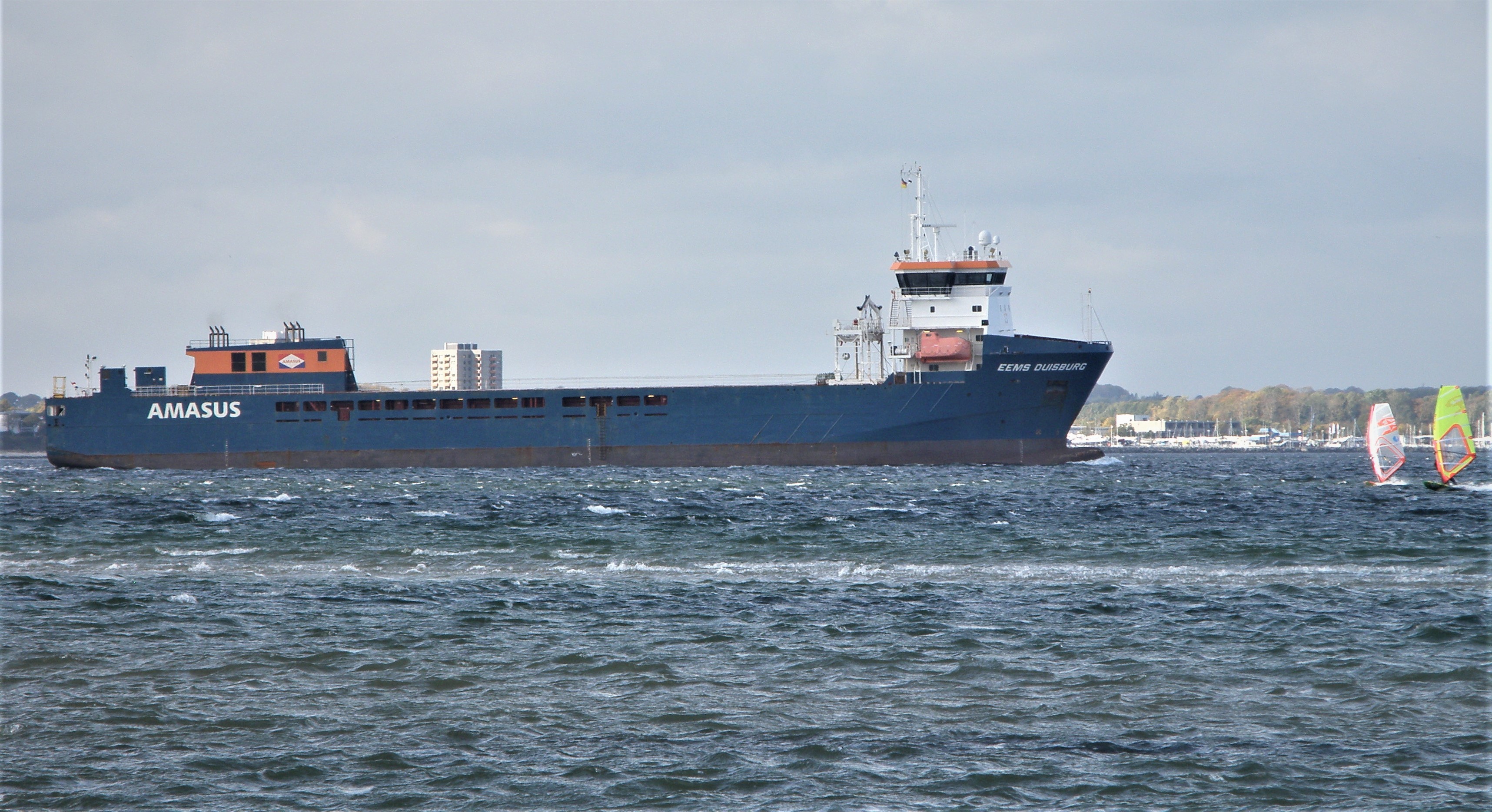 Transit: EEMS DUISBURG entering English South Coast at The Dover Strait