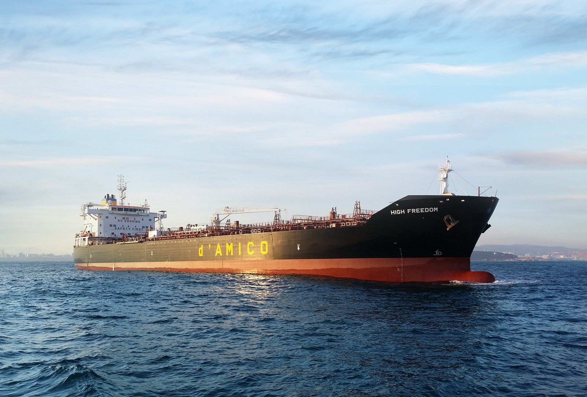 Transit: HIGH FREEDOM         entering English South Coast at The Dover Strait