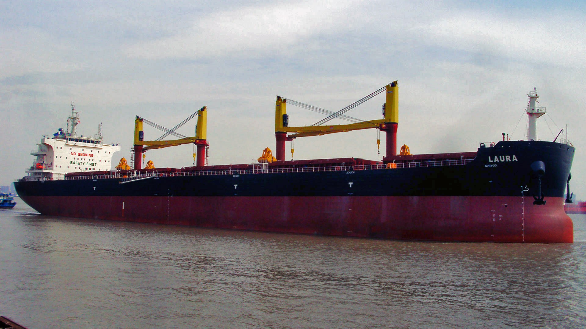 Bristol Channel Departure: LAURA               