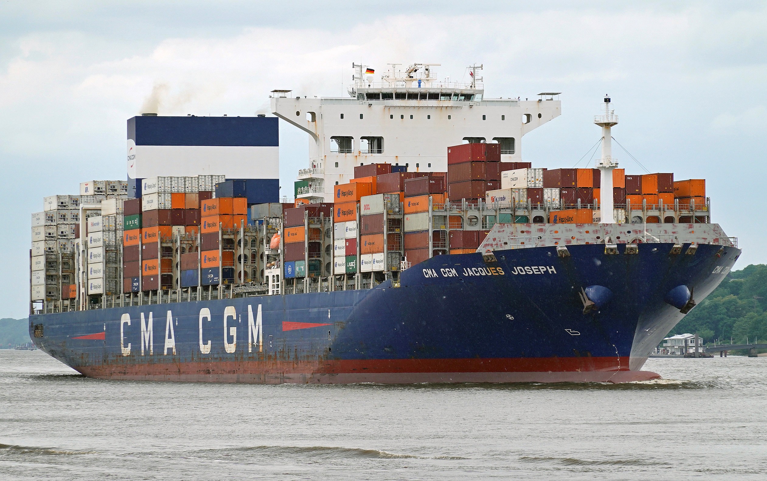 Thames Departure: CMA CGM J JOSEPH