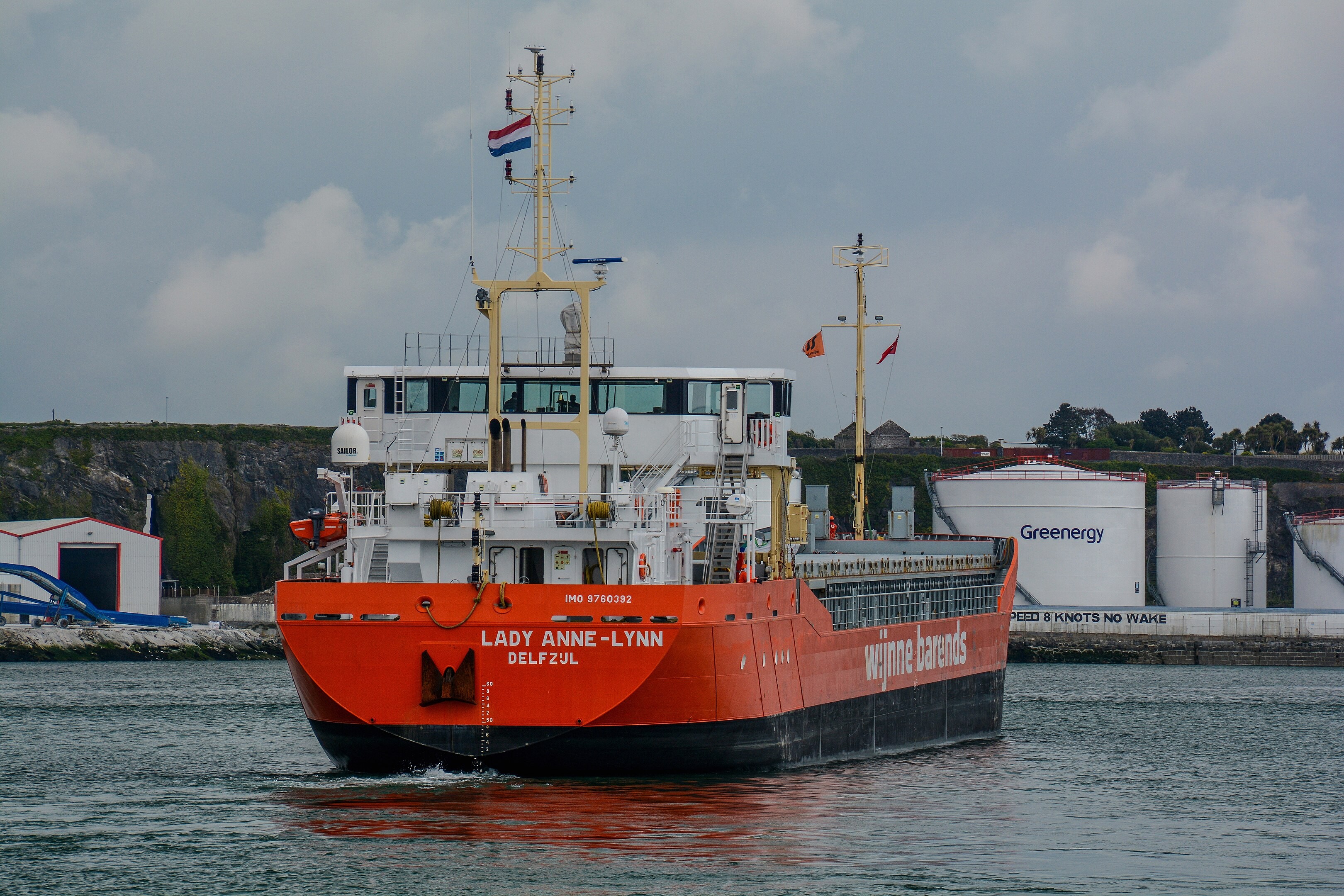 Humber Departure: LADY ANNE-LYNN      