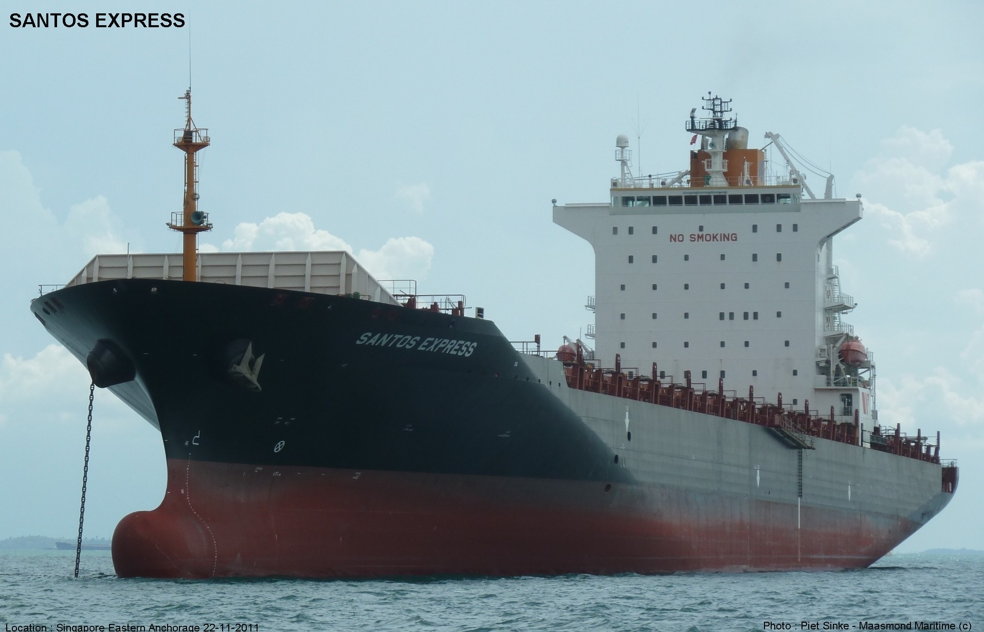 Thames Departure: SANTOS EXPRESS      