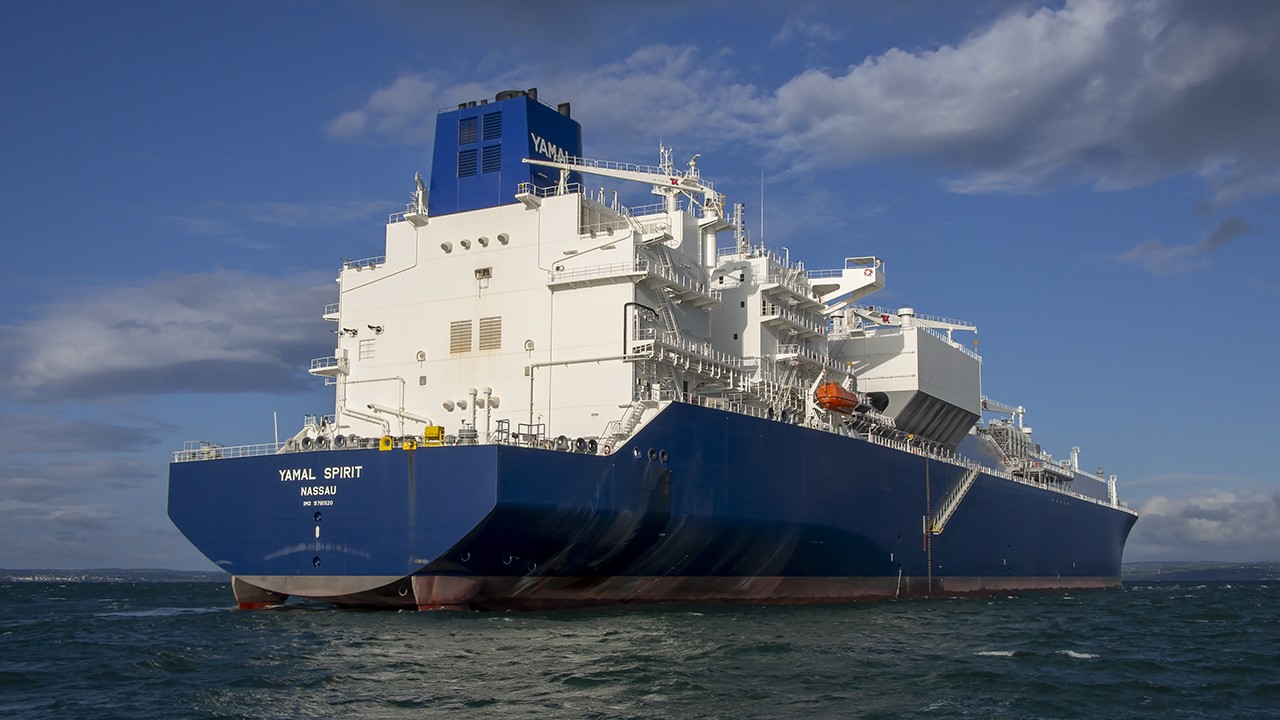 Transit: SEAPEAK YAMAL entering English South Coast at The Dover Strait