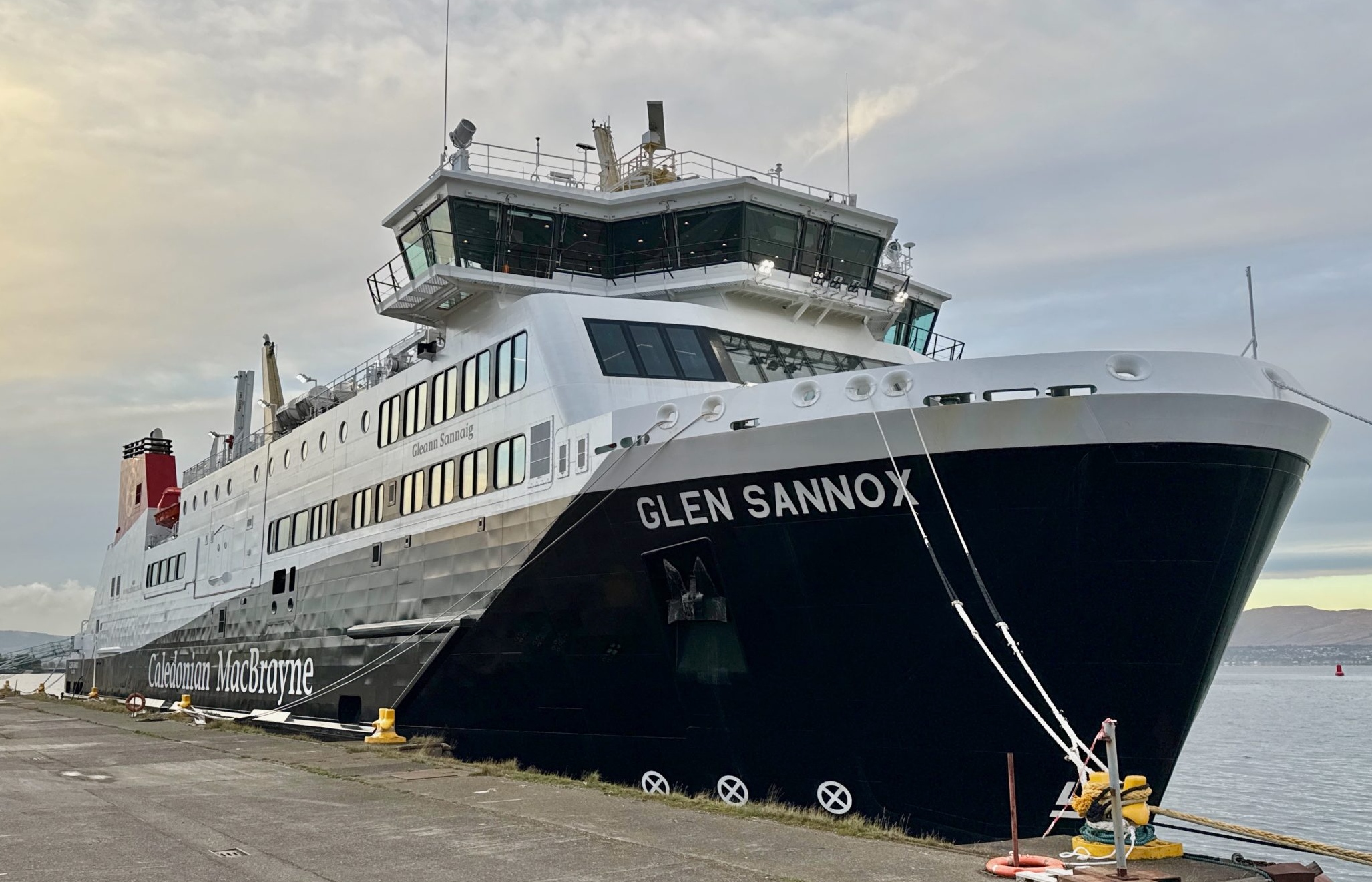  Scottish West Coast - GLEN SANNOX transiting Inner Herbrides Seas