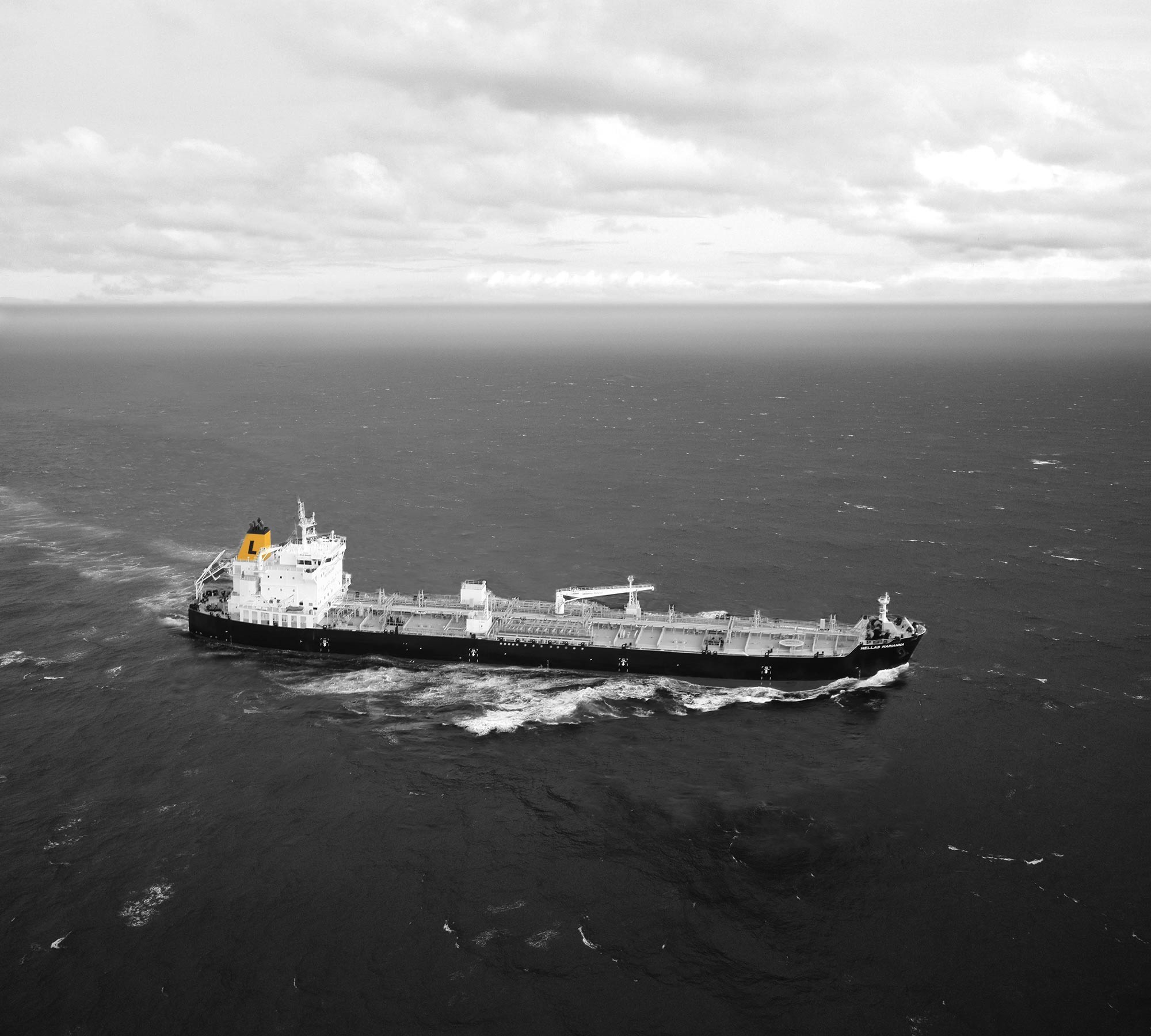 Transit: HELLAS MARIANNA      entering English South Coast at The Dover Strait
