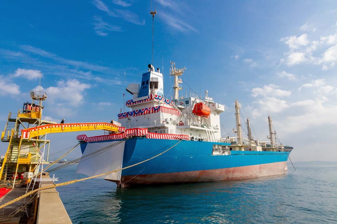 Transit: BOYANG BERING        entering English South Coast at The Dover Strait