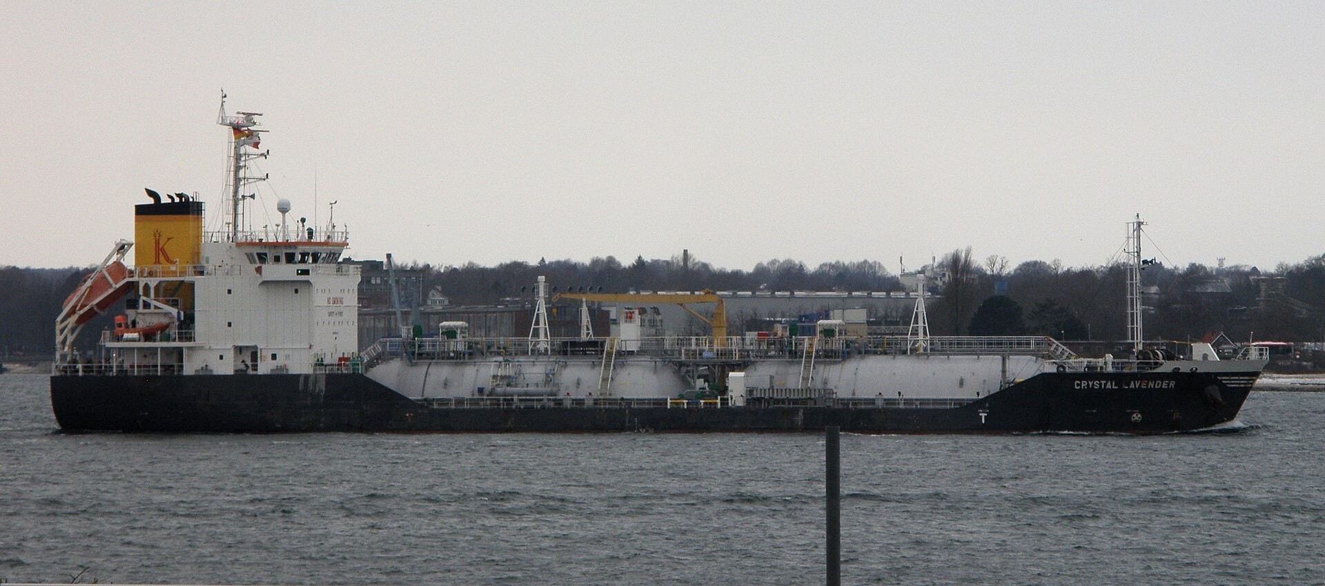 Transit: CRYSTAL LAVENDER     entering English South Coast at The Dover Strait