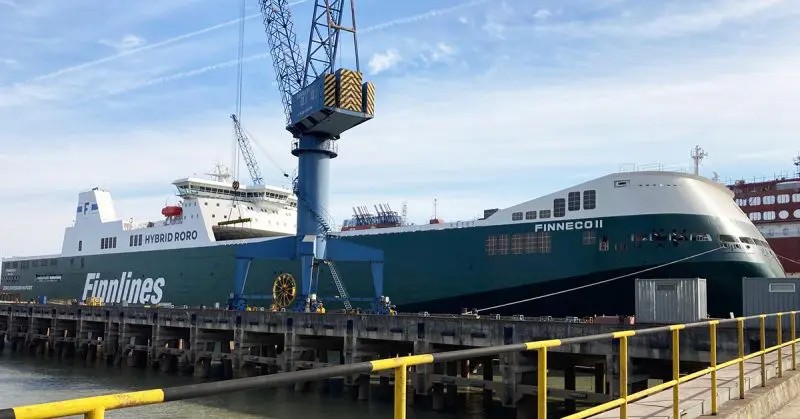 Transit: FINNECO II entering English South Coast at The Dover Strait