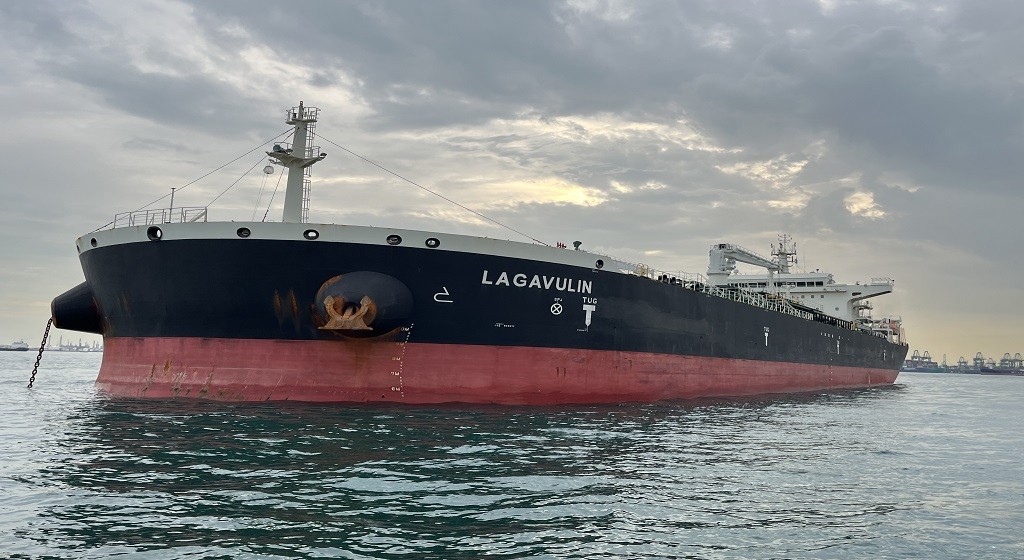 Transit: LEANDER FISHER       entering English South Coast at The Dover Strait
