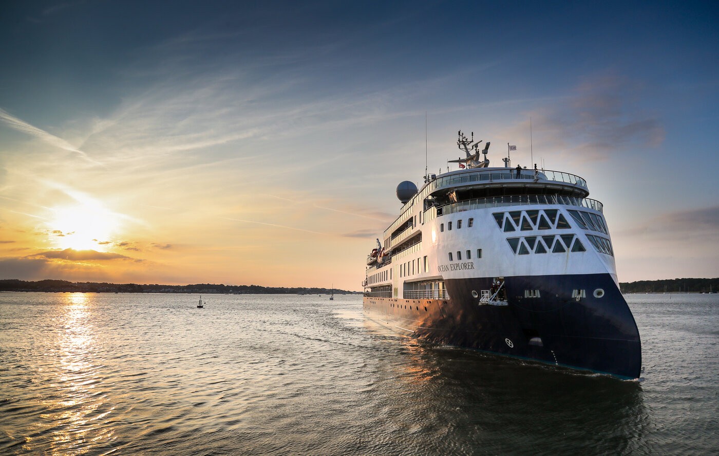 Transit: OCEAN EXPLORER entering English South Coast at The Dover Strait