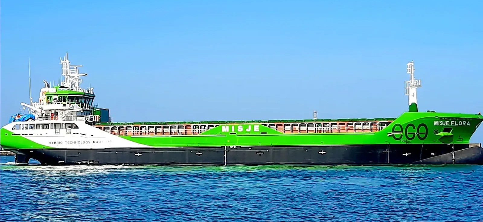 Transit: MISJE FLORA entering English South Coast at The Dover Strait