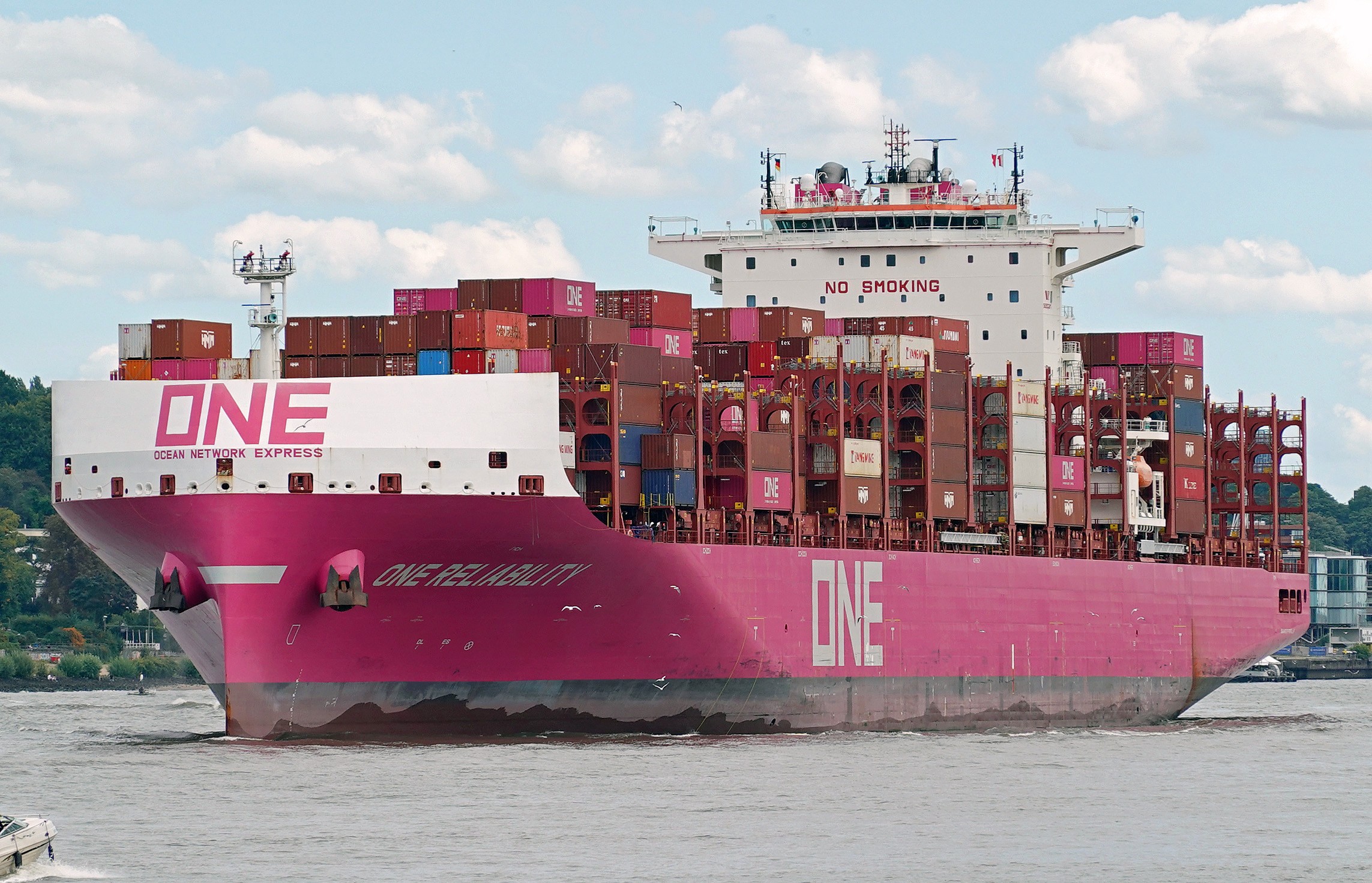 Transit: ONE RELIABILITY      entering English South Coast at The Dover Strait