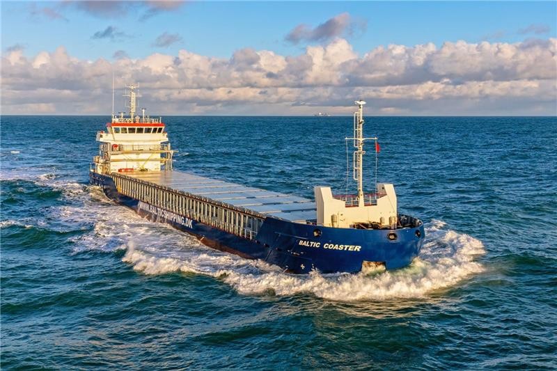 Transit: BALTIC COASTER       entering English South Coast at The Dover Strait