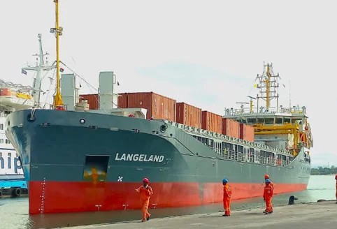 Transit: LANGELAND            entering English South Coast at The Dover Strait