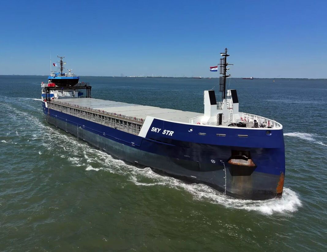 Transit: SKY STR              entering English South Coast at The Dover Strait