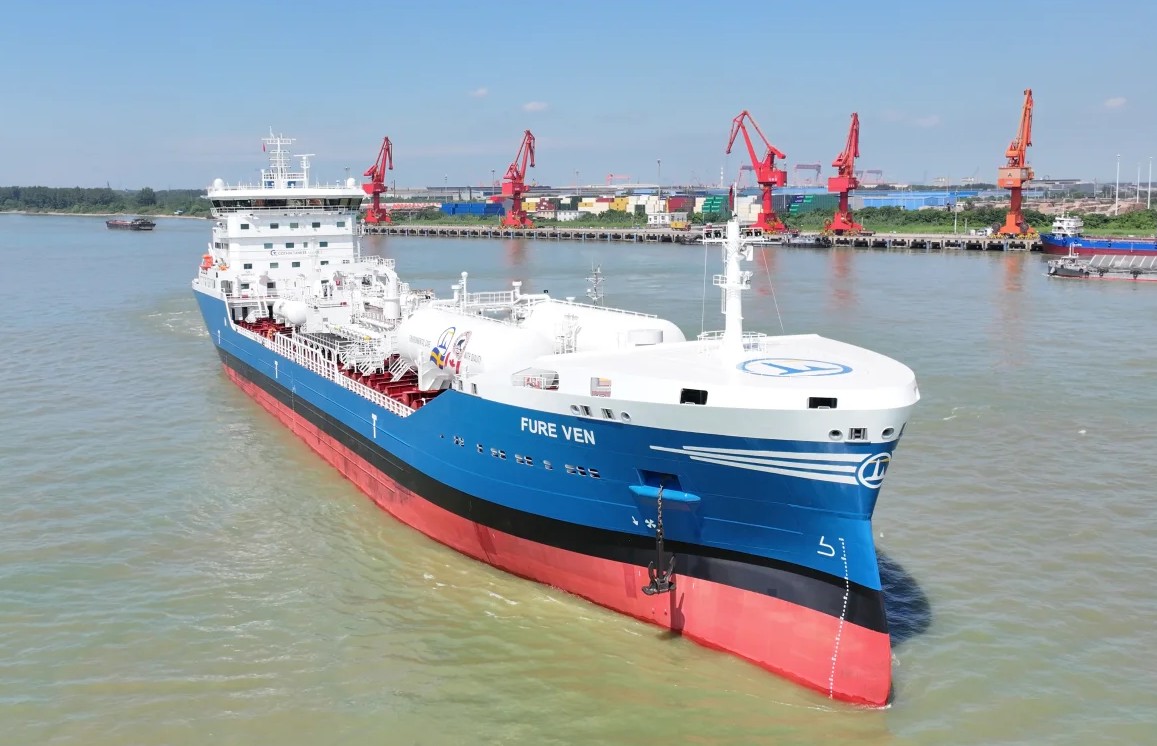 Humber Arrival: FURE VEN            