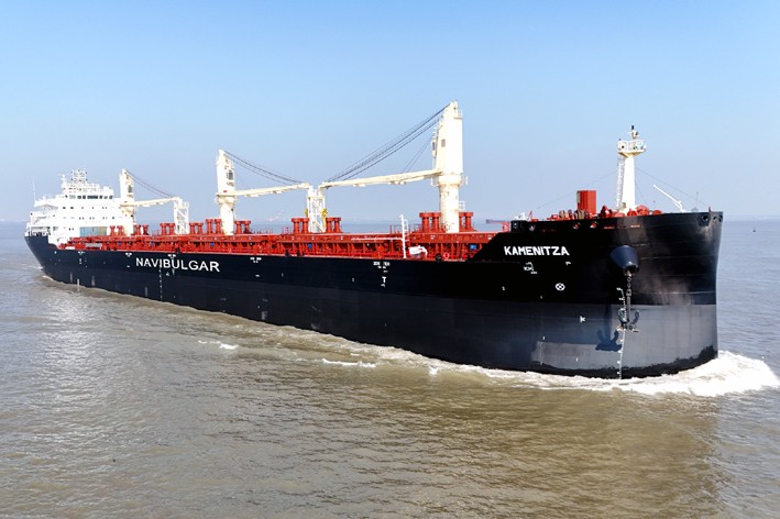 Transit: KAMENITZA            entering English South Coast at The Dover Strait