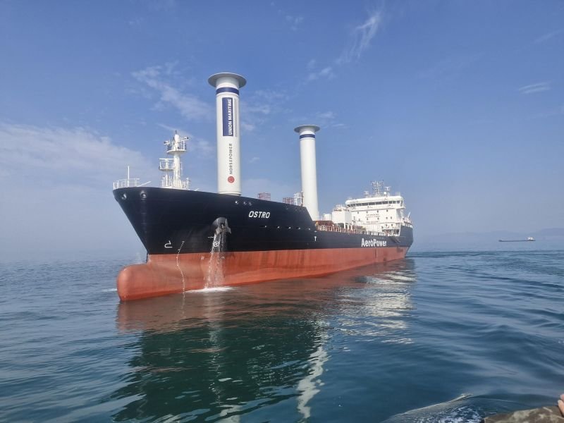 Transit: OSTRO I entering English South Coast at The Dover Strait