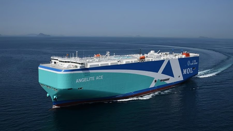  Celtic Sea - ANGELITE ACE         transiting Celtic Sea