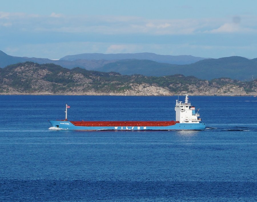 Transit: WILSON GIJON         entering English South Coast at The Dover Strait