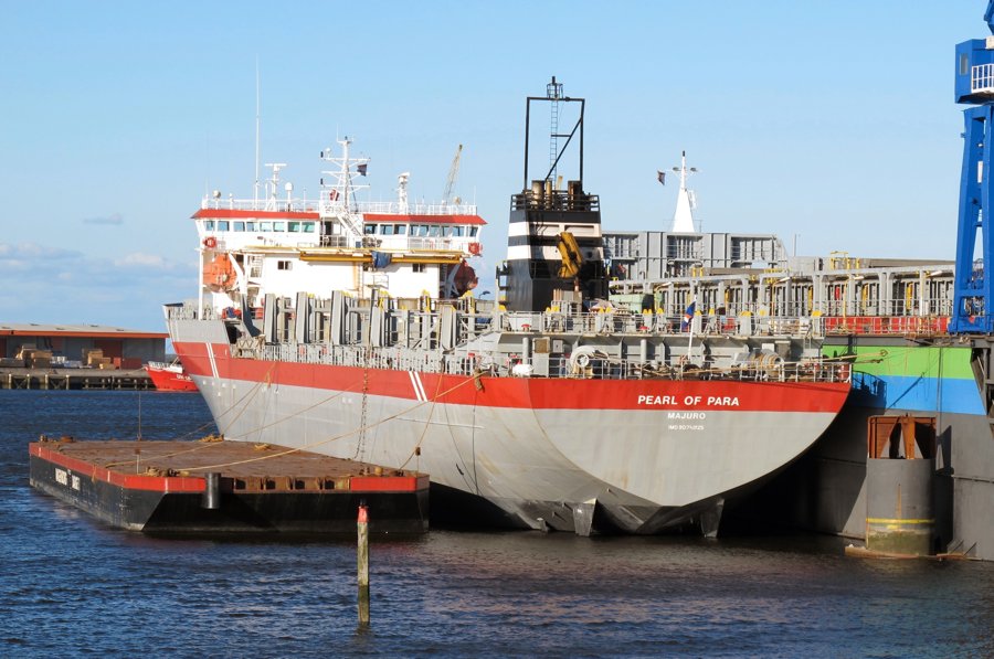  Irish Sea - SALEH                transiting Irish Sea West of Man
