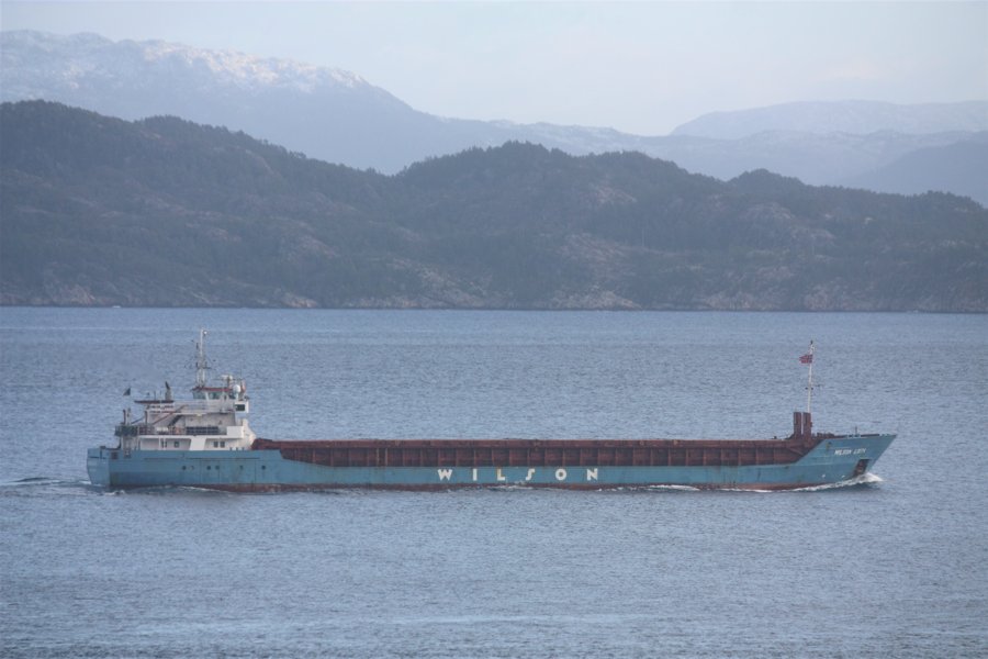 Transit: WILSON LISTA entering English South Coast at The Dover Strait