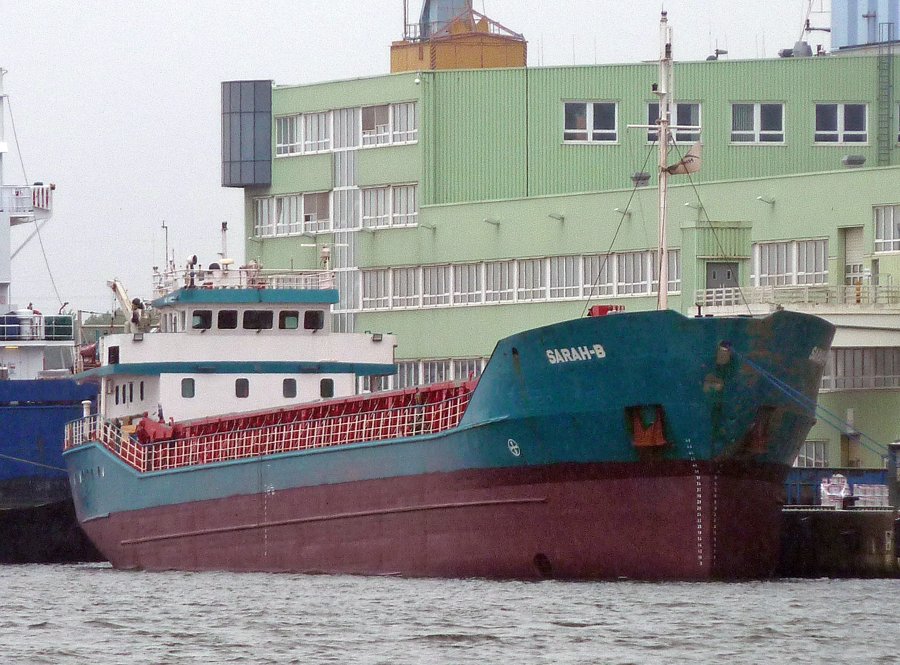 Thames Departure: SARAH-B