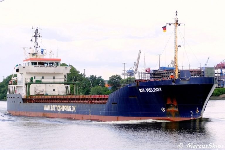 Transit: RIX MELODY entering English South Coast at The Dover Strait