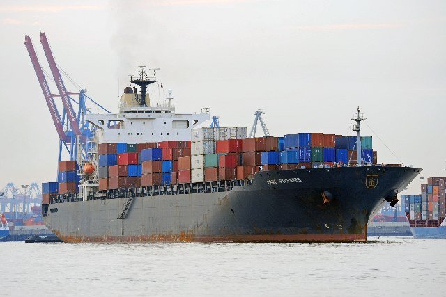 Transit: MSC SAO PAULO V      entering English South Coast at The Dover Strait