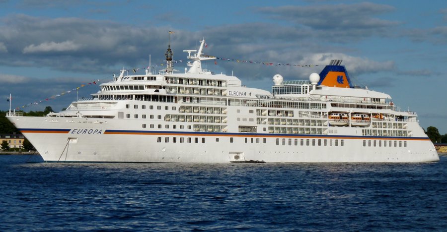 Transit: EUROPA               entering English South Coast at The Dover Strait