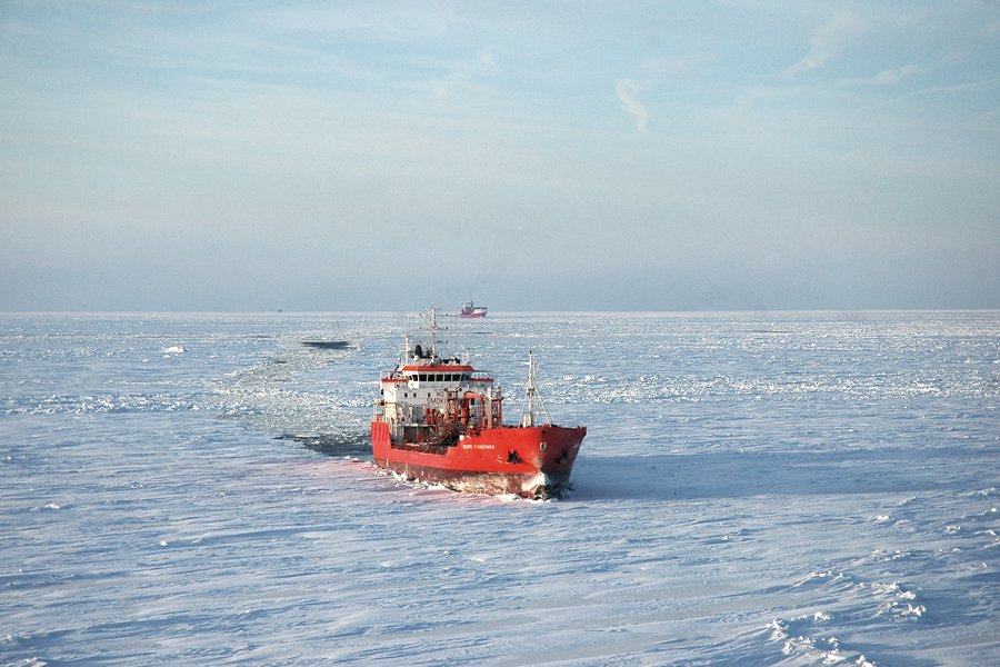 Transit: GEORG ESSBERGER      entering English South Coast at The Dover Strait