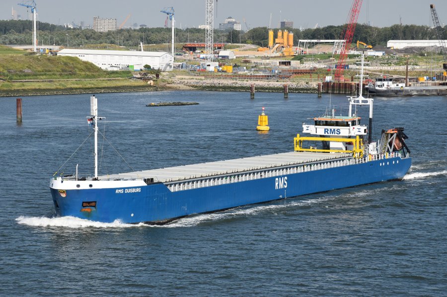 Transit: DUISBURG             entering English South Coast at The Dover Strait