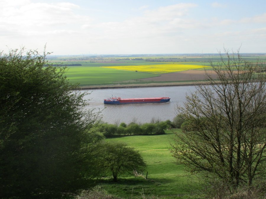 Humber Departure: H&S BRAVERY         