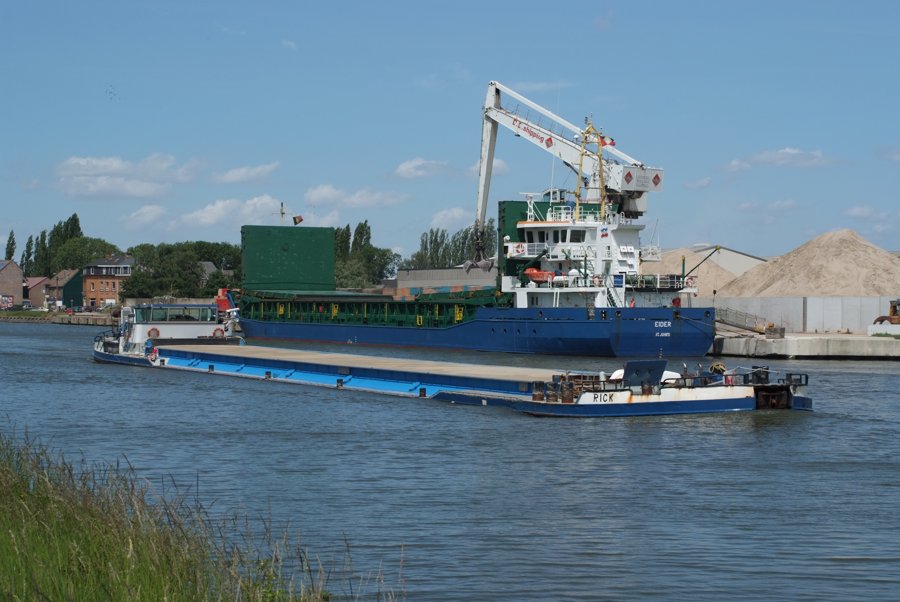  Irish Sea - BELLINGSHAUSEN       transiting Irish Sea off Wales