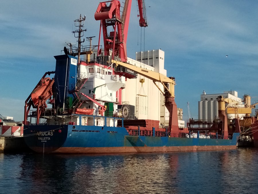 Photograph of the General Cargo Ship: ARUCAS               (IMO: 9197492). Documented in UK and Regional Shipping Movements.
