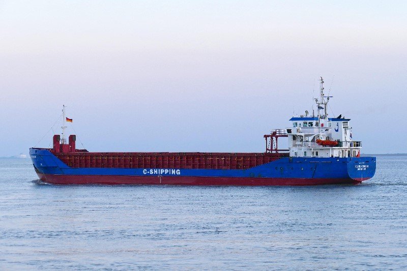  Irish Sea - RDJ RIJNSTROOM       transiting St Georges Channel