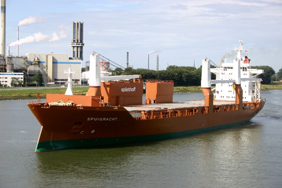Transit: SPUIGRACHT           entering English South Coast at The Dover Strait