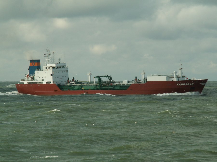  Scottish East Coast - KAPPAGAS transiting Forth & Tay Coast