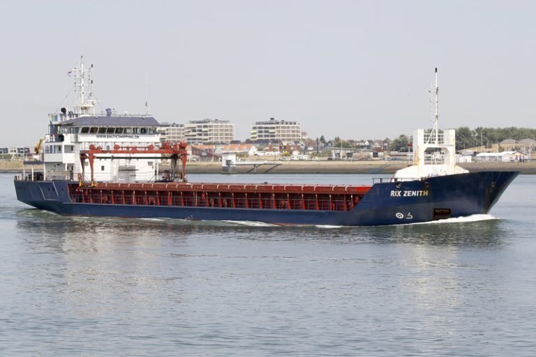 Transit: RIX VENTA            entering English South Coast at The Dover Strait