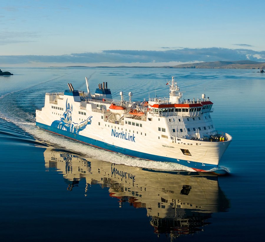 Aberdeen Departure: HJALTLAND