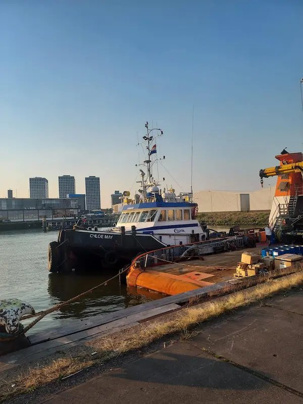  Irish Sea - CHLOE MAY transiting Irish Sea off Dublin