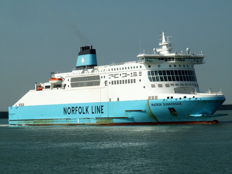 Transit: DUNKERQUE SEAWAYS entering English South Coast at The Dover Strait