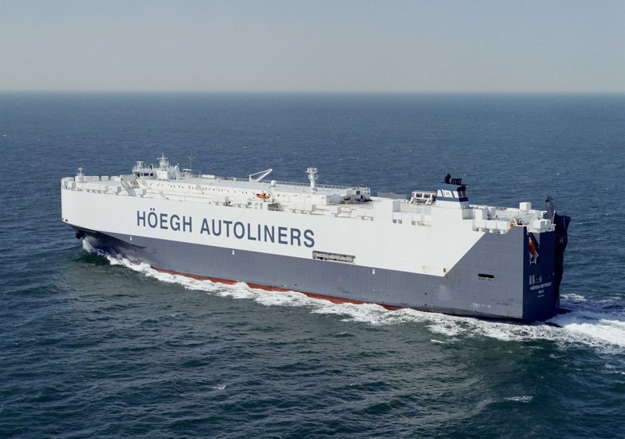 Southampton Arrival: HOEGH DETROIT       