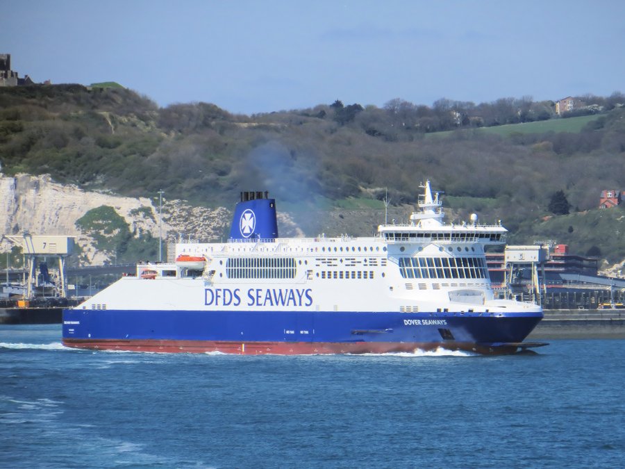 Transit: DOVER SEAWAYS        entering English South Coast at The Dover Strait