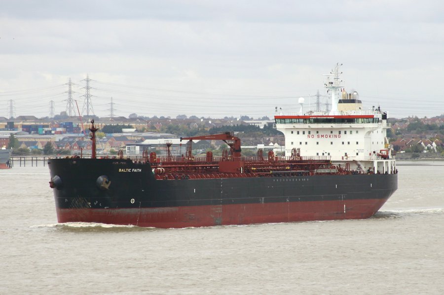 Transit: MT CROCO entering English South Coast at The Dover Strait