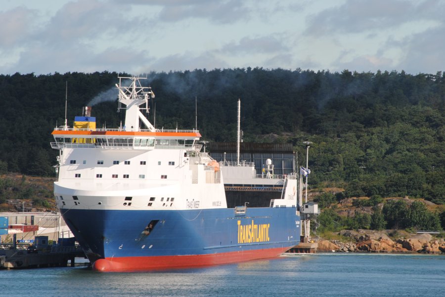 Thames Departure: TUNDRALAND