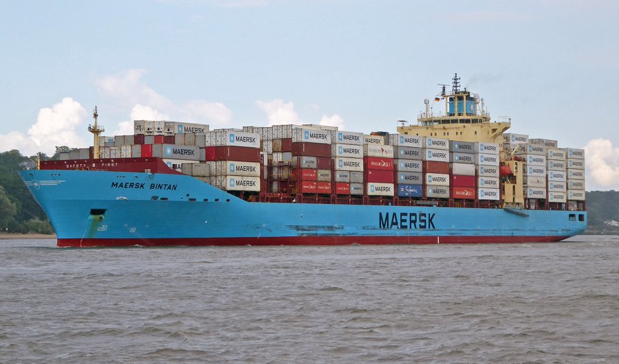 Transit: MAERSK BINTAN        entering English South Coast at The Dover Strait