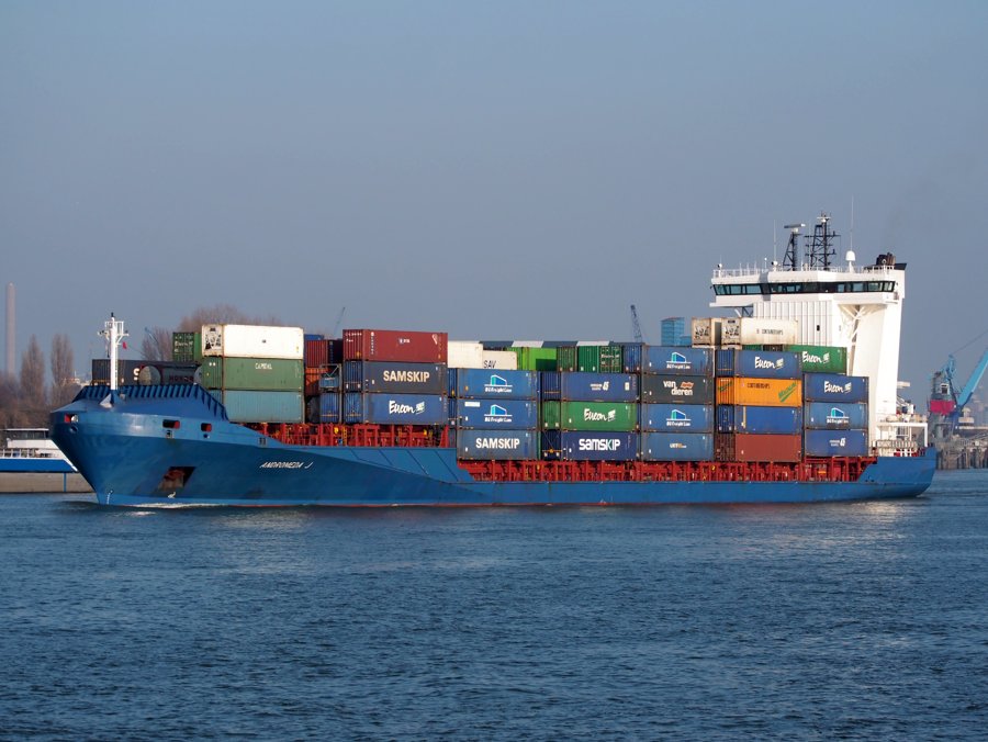 Dublin Arrival: ANDROMEDA J